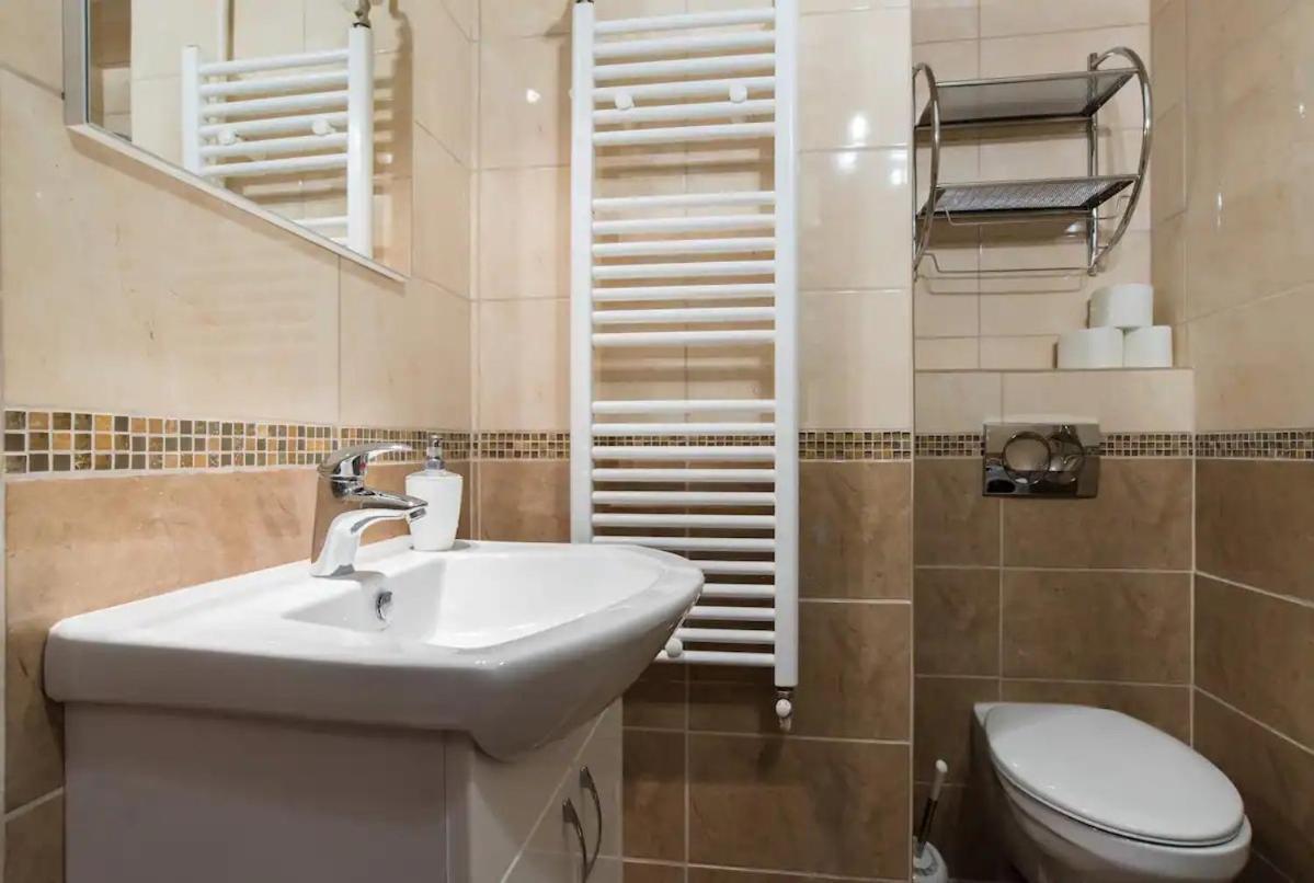 Feel Like In The Center Up To 5 Guests Budapest
